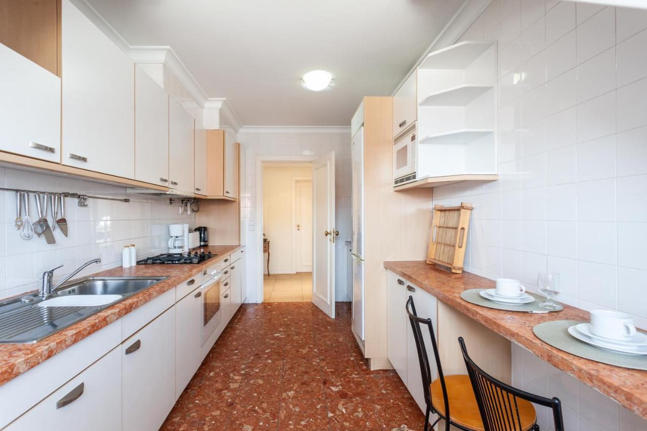 Flh Chic Chiado Exotic Spacious Residence Lisboa Eksteriør billede